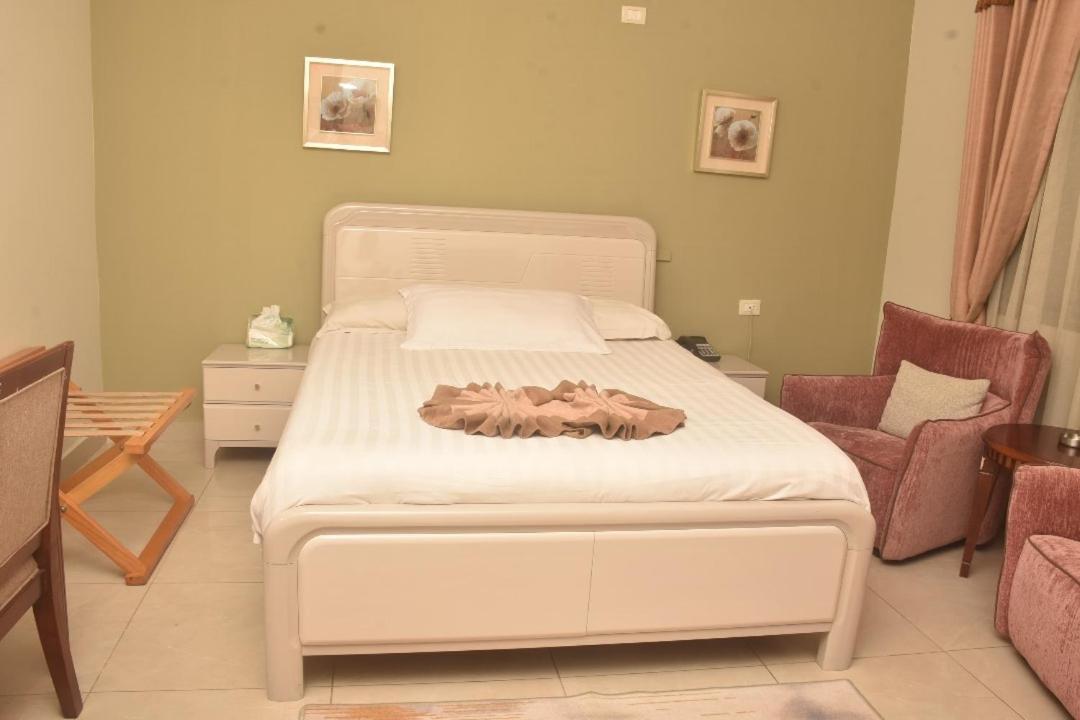 Crown Hotel Djouba Extérieur photo