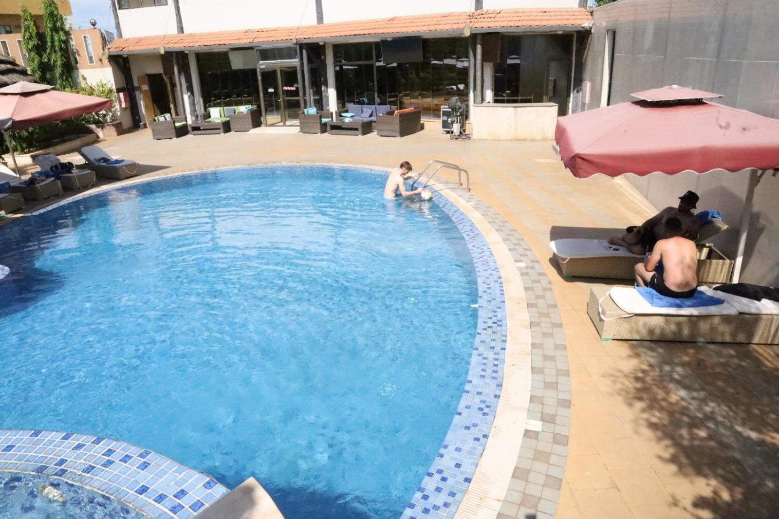 Crown Hotel Djouba Extérieur photo