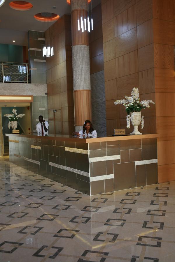 Crown Hotel Djouba Extérieur photo